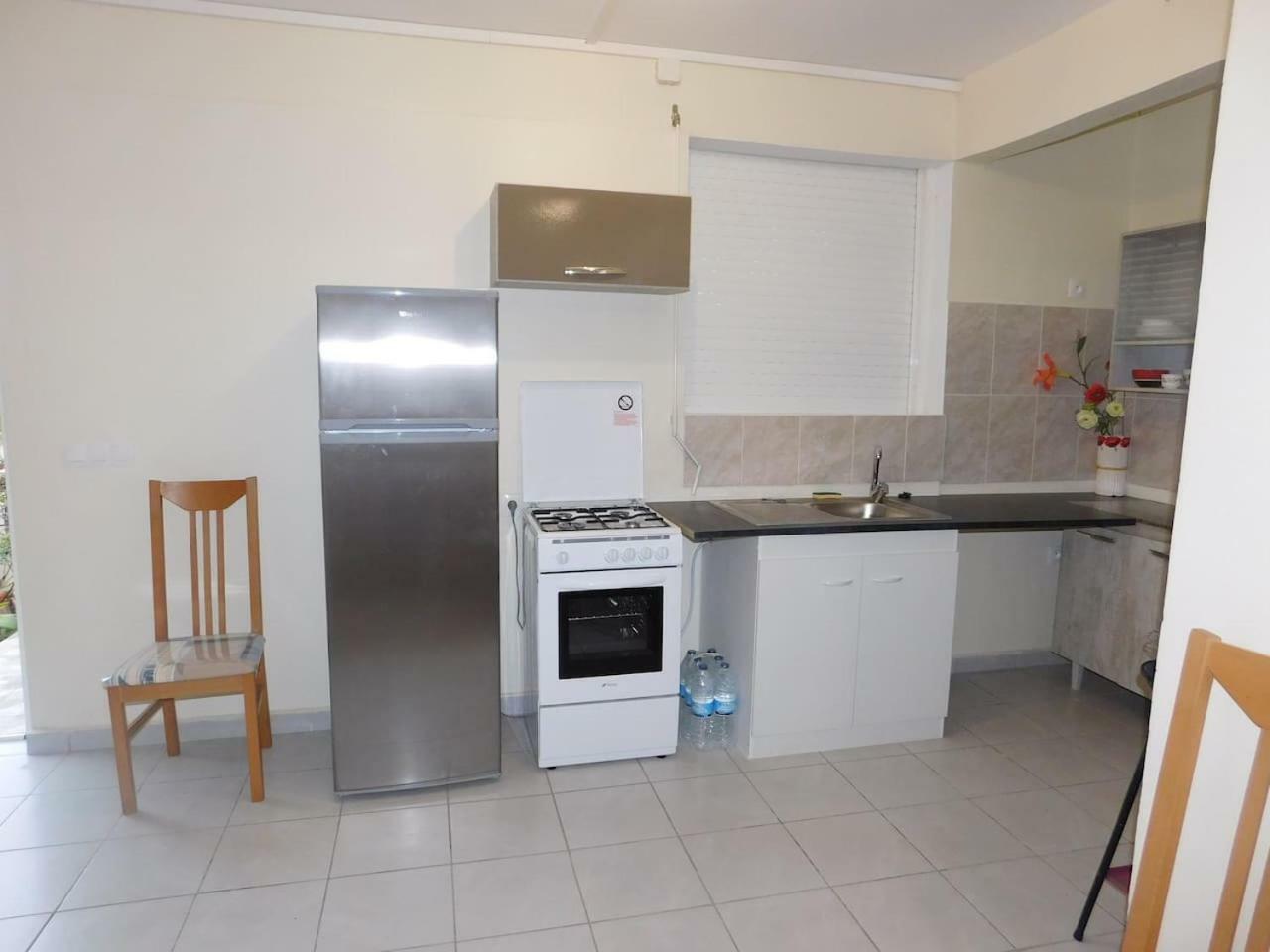 Charmant Petit T2 Dans Maison Vieux-Bourg ภายนอก รูปภาพ